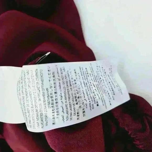 gucci kids overalls size 36M Burgundy  (32 Inch Lengh -11 Inch Waist Stretch) 3T - Picture 10 of 14